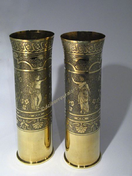 29-Vases Art nouveau, d’inspiration grecque dans des douilles de 8cm autrichiens
